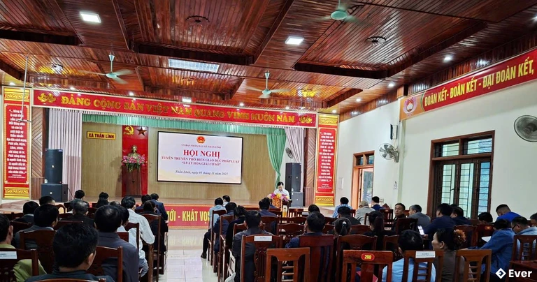 Hội nghị tuyên truyền phổ biến giáo dục pháp luật tại xã Thần Lĩnh sau sáp nhập