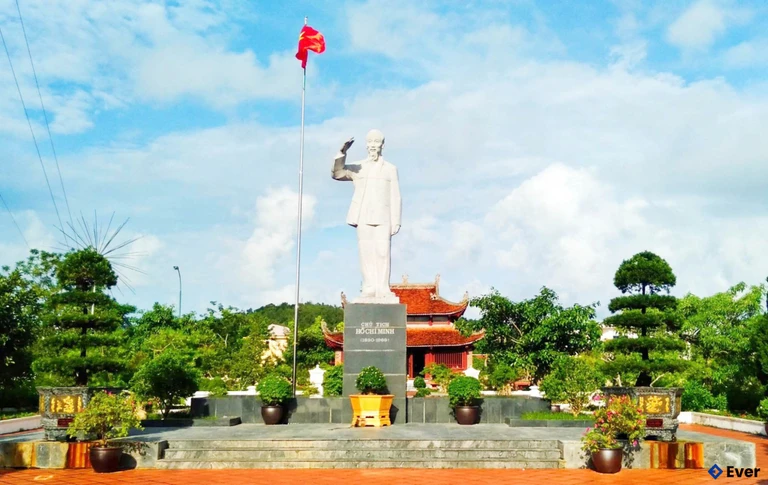 Khu tưởng niệm Chủ tịch Hồ Chí Minh tại Huyện Cô Tô
