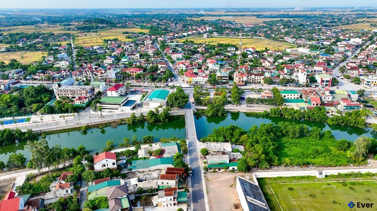 Khu vực Cầu Hội, xã Cẩm Xuyên khoác lên mình diện mạo mới với cơ sở vật chất, hạ tầng hiện đại