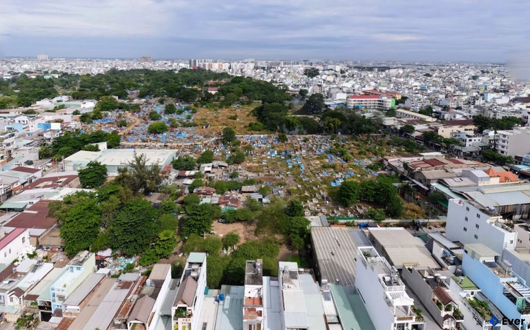 Khu vực nghĩa trang được di dời nhưỡng chỗ cho công viên giữa lòng đô thị