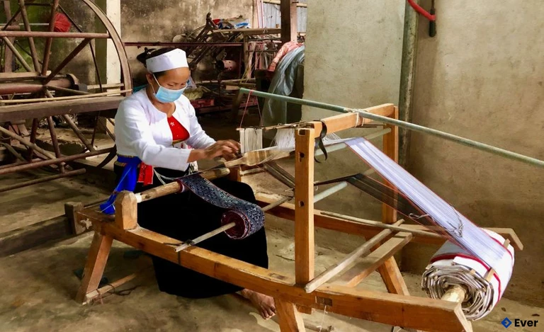 Lạc Sơn vẫn gìn giữ và phát triển các làng nghề truyền thống