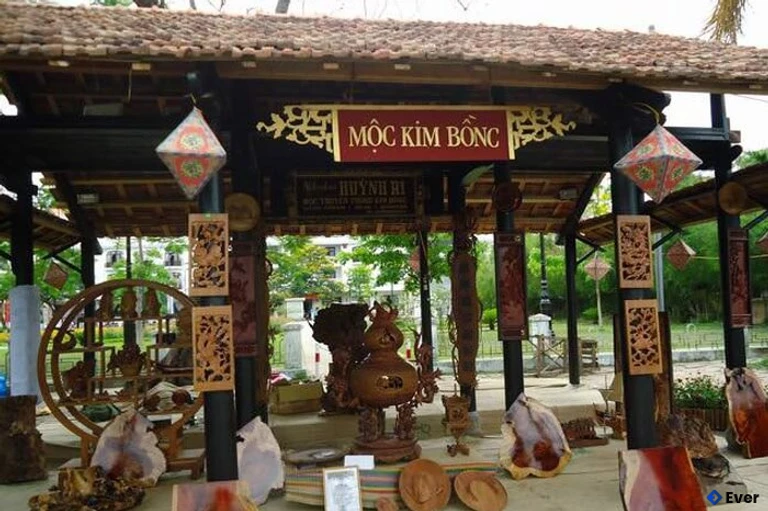 Làng mộc Kim Bồng
