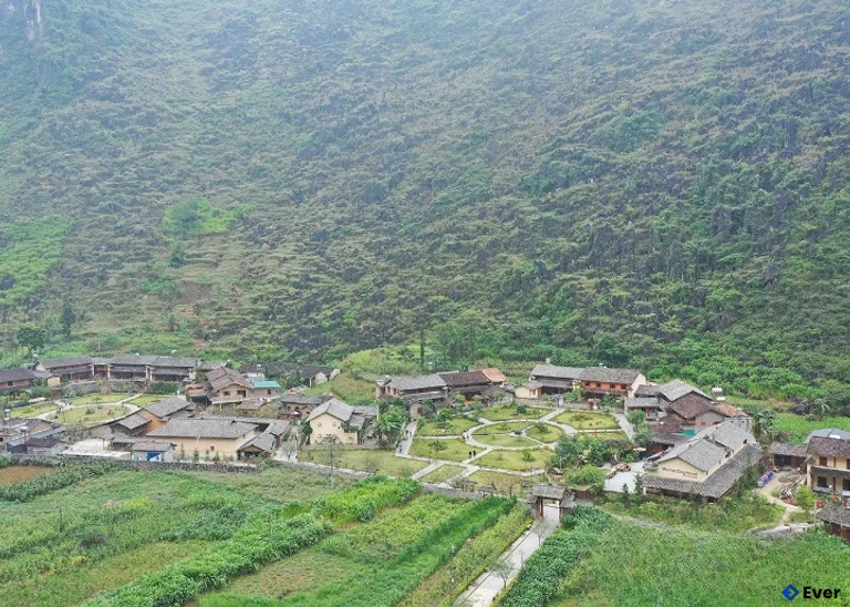 Làng Văn hóa du lịch cộng đồng dân tộc Mông, thôn Pả Vi Hạ