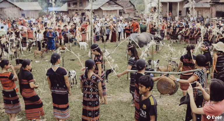 Lễ hội Ariêu ping của người Pa Kô ở xã Tà Rụt