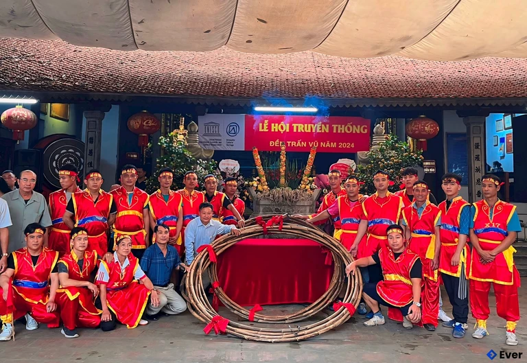 Lễ hội đền Trấn Vũ