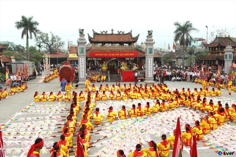 Lễ hội Phủ Dầy