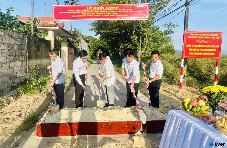 Lễ khởi công công trình đường giao thông nông thôn trên địa bàn xã Ninh Châu