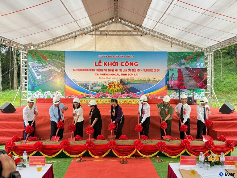 Lễ khởi công dự án trường phổ thông xã Phiêng Khoài, tỉnh Sơn La