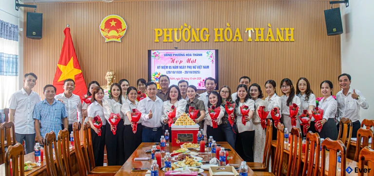 Lễ kỷ niệm tại phường Hòa Thành sau sáp nhập