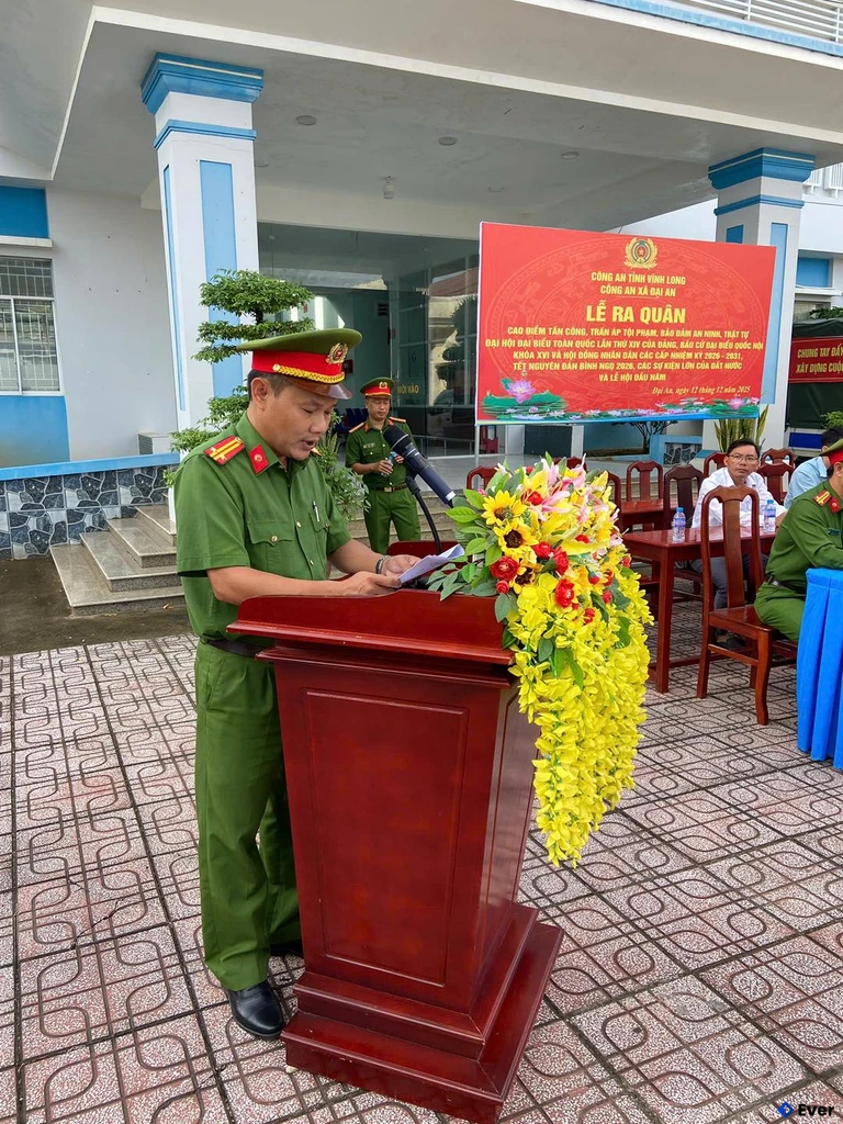 Lễ ra quân của công an xã Đại An tại trụ sở xã Đại An