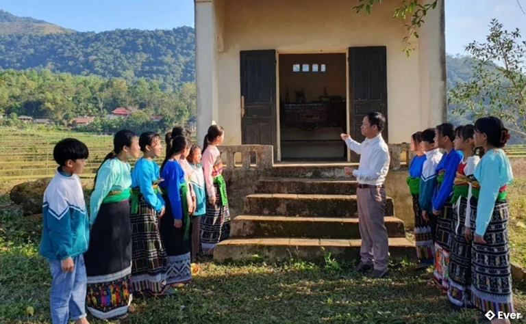 Miếu thờ Lê Lợi tại xã Văn Nho - nơi giáo dục truyền thống cách mạng cho thế hệ trẻ.