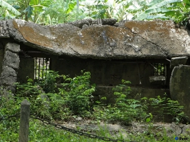 Nhà tù Lao Bảo