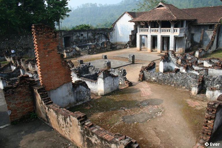 Nhà tù Sơn La