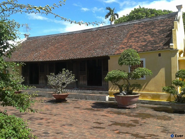 Nhãn