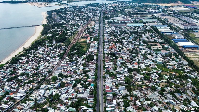 Nhìn từ trên cao xuống phường Liên Chiểu sau sáp nhập