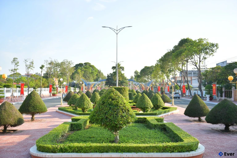 Phường Kiến Tường chú trọng phát triển không gian xanh