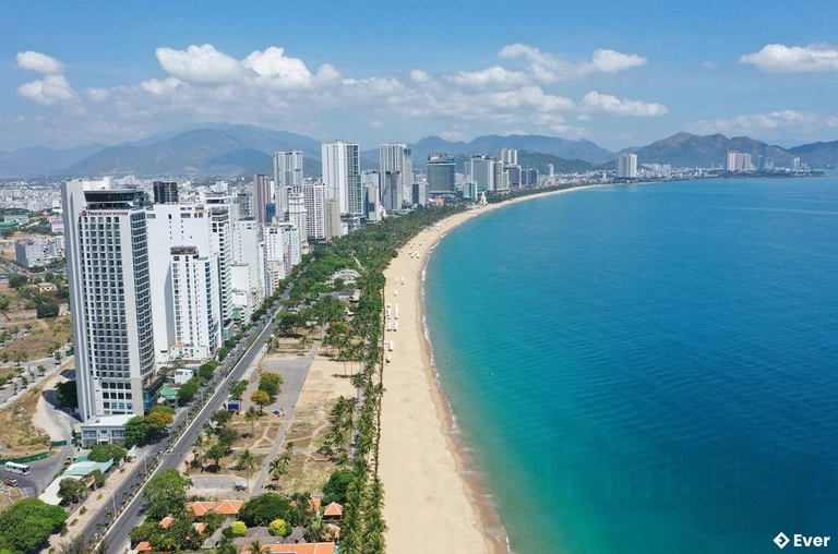 Phường Nha Trang chú trọng phát triển kinh tế dịch vụ – du lịch biển