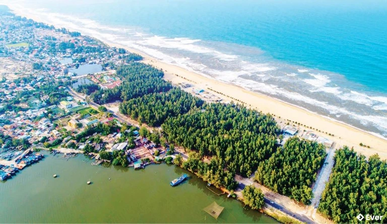 Phường Thuận An với định hướng trở thành trung tâm kinh tế - du lịch với lợi thế bãi biển dài