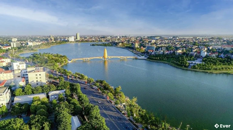 Phường Việt Trì hội tụ nhiều giá trị lịch sử, văn hóa và là trung tâm chính trị, hành chính của Phú Thọ.