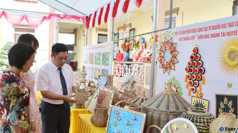 Sản phẩm mây tre đan của HTX Sản xuất hàng thủ công mỹ nghệ mây tre đan Thanh Tân