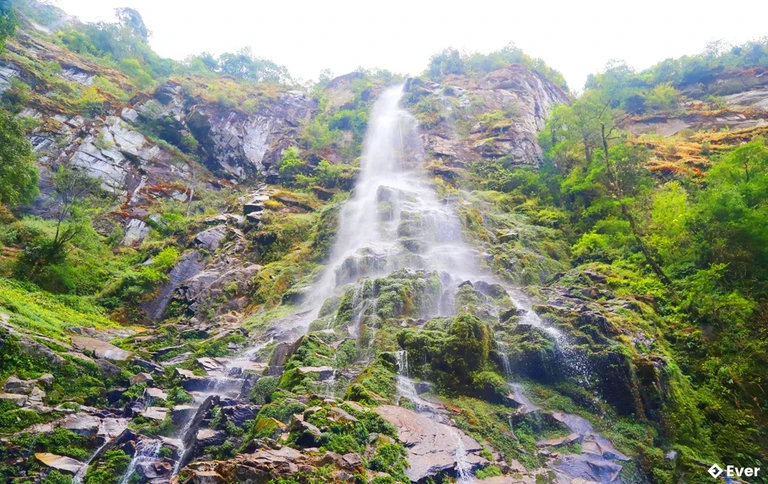 Thác Ong Chùa