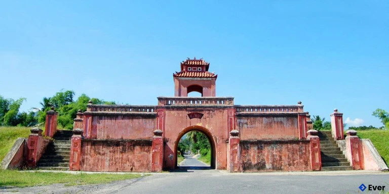 Thành cổ Diên Khánh