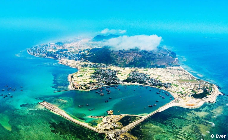 Toàn cảnh đặc khu Lý Sơn