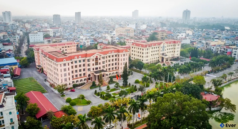 Toàn cảnh trụ sở hành chính phường Nam Định