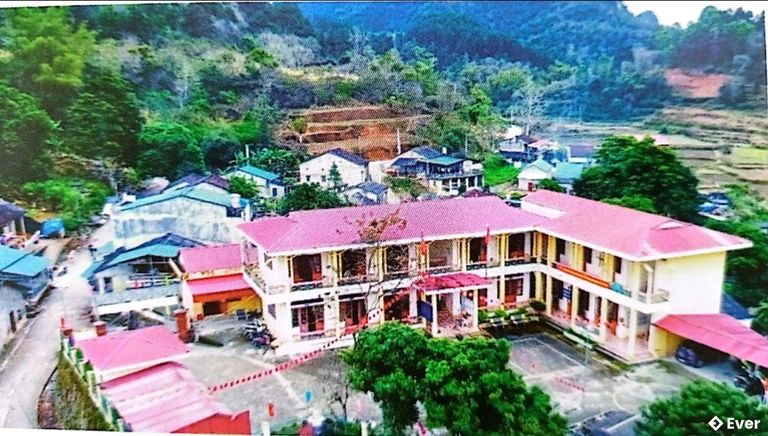 Toàn cảnh trụ sở hành chính xã Lý Quốc, tỉnh Cao Bằng