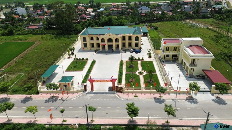 Toàn cảnh trụ sở hành chính xã Vĩnh Thuận ngày nay