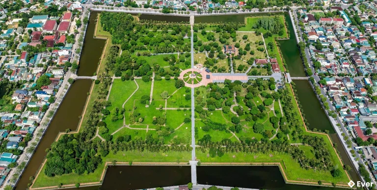 Toàn cảnh về Thành cổ Quảng Trị