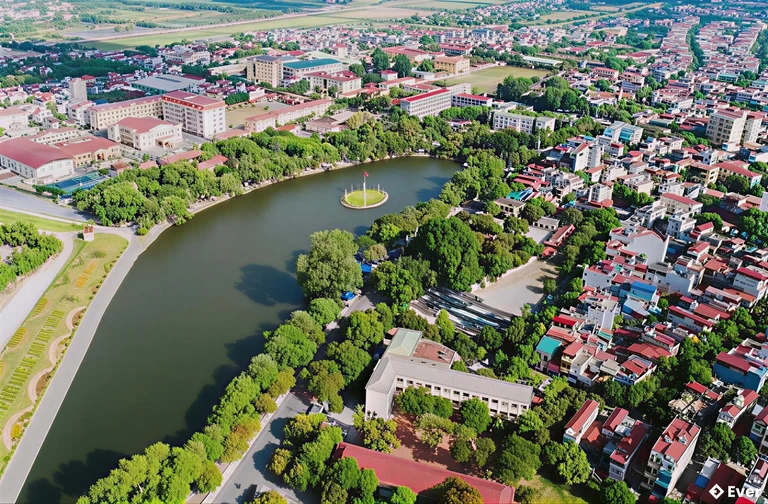 Toàn cảnh xã Liên La