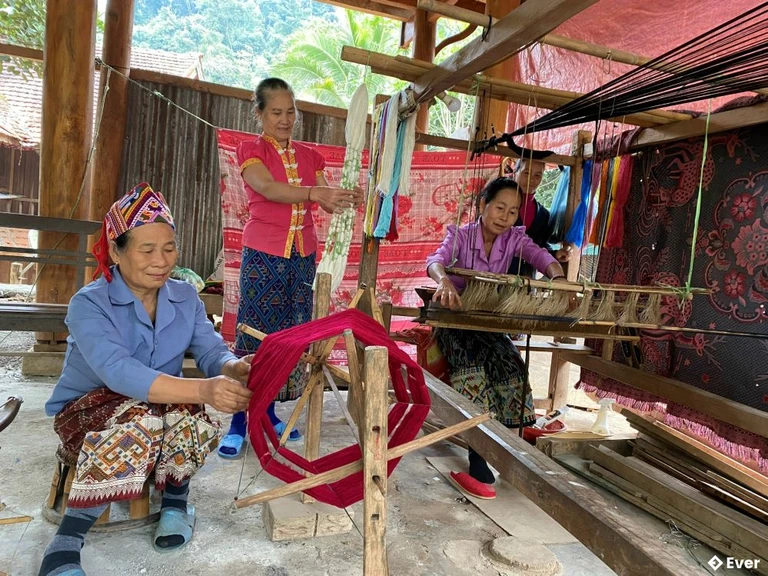 Trải nghiệm văn hóa thực tế qua việc phát triển du lịch cộng đồng