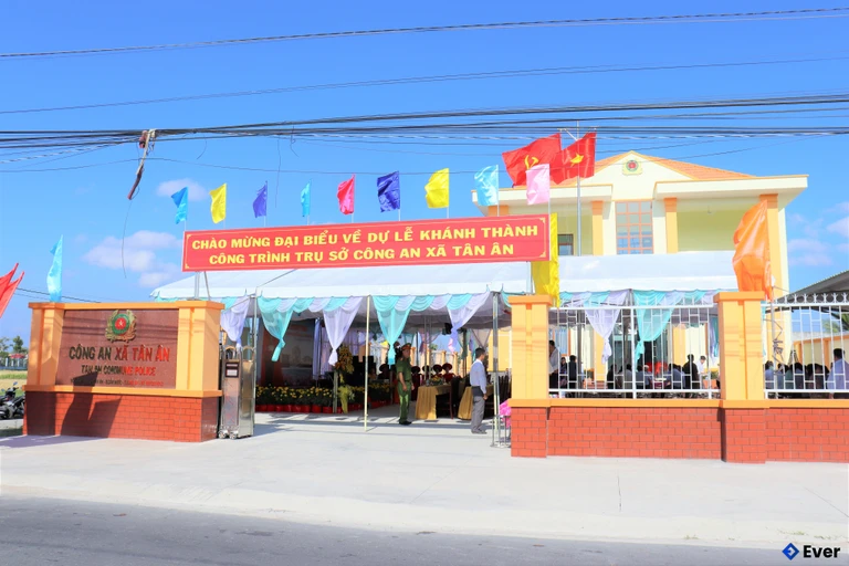 Trụ sở công an xã Tân Ân