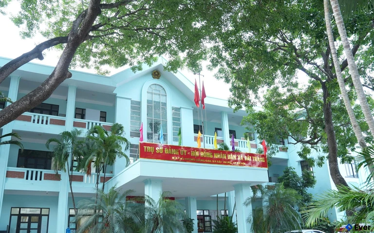 Trụ sở Đảng ủy - HĐND xã Bát Tràng