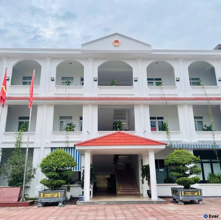 Trụ sở hành chính phường Gia Viên