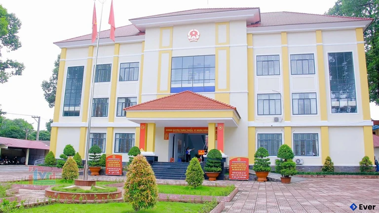 Trụ sở hành chính phường Phước Long, thành phố Hồ Chí Minh