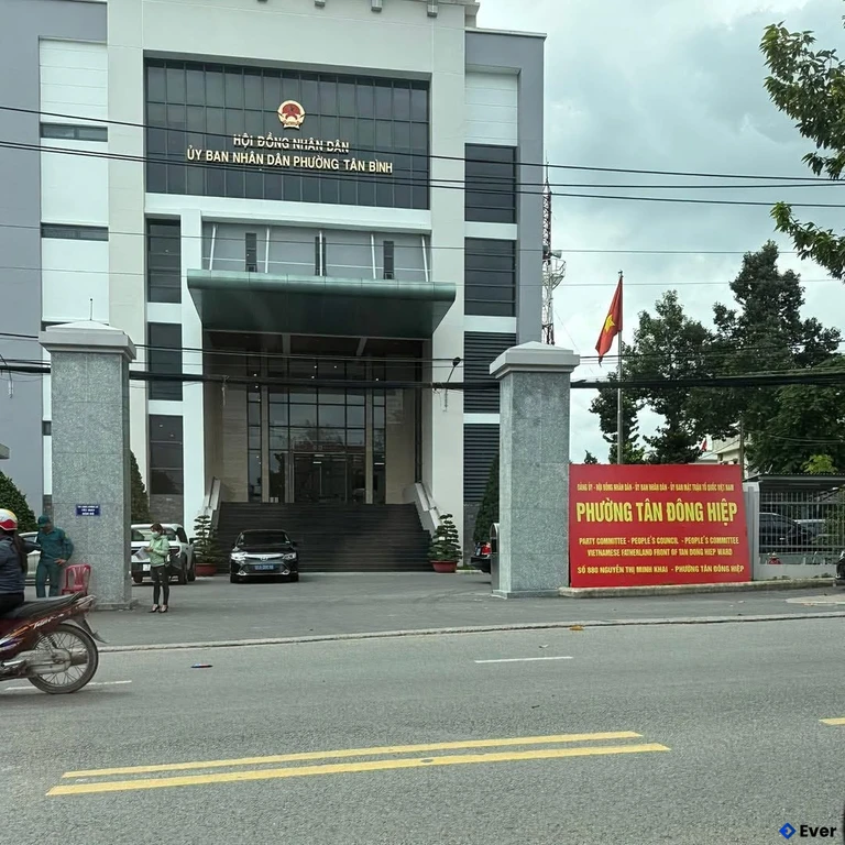 Trụ sở hành chính phường Tân Đông Hiệp