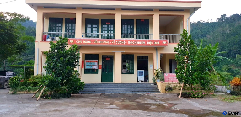 Trụ sở hành chính tại xã Cốc Lầu, Lào Cai