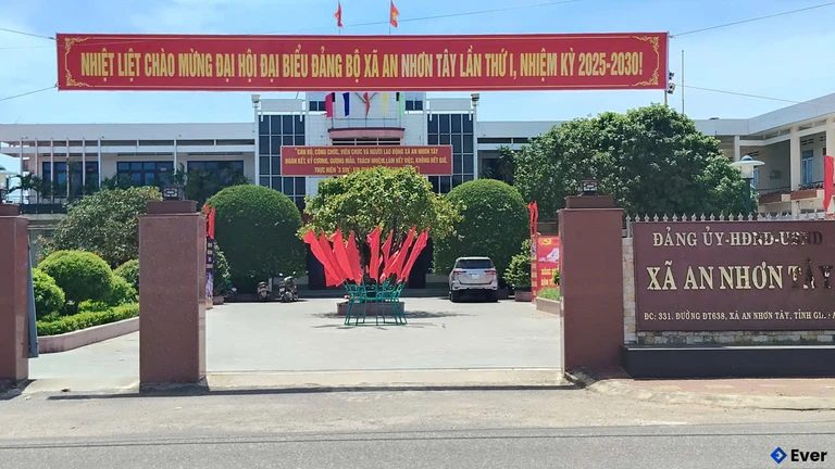 Trụ sở hành chính xã An Nhơn Tây