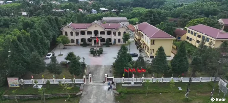 Trụ sở hành chính xã Bình Điền