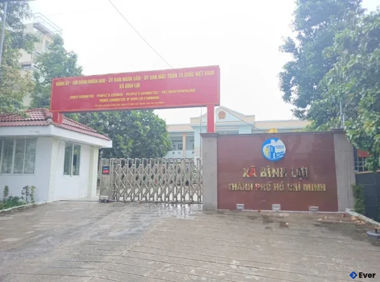 Trụ sở hành chính xã Bình Lợi