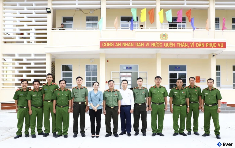 Trụ sở hành chính xã Đại Ngãi