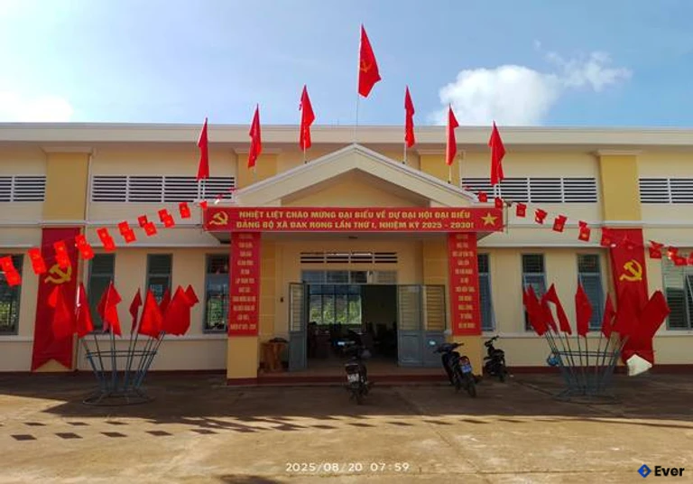 Trụ sở hành chính xã Đak Rong, tỉnh Gia Lai