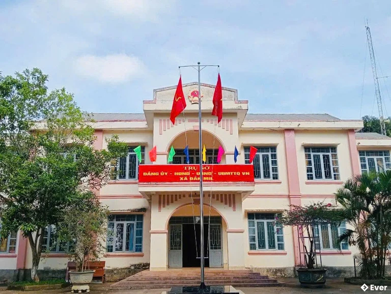 Trụ sở hành chính xã Đắk Wil sau sáp nhập
