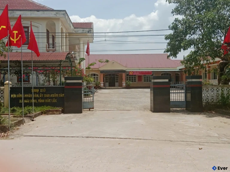 Trụ sở hành chính xã Đức Bình