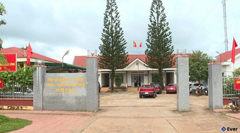 Trụ sở hành chính xã Ea H'Leo