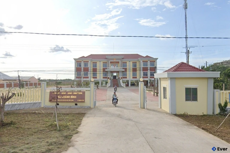 Trụ sở hành chính xã Khánh Bình