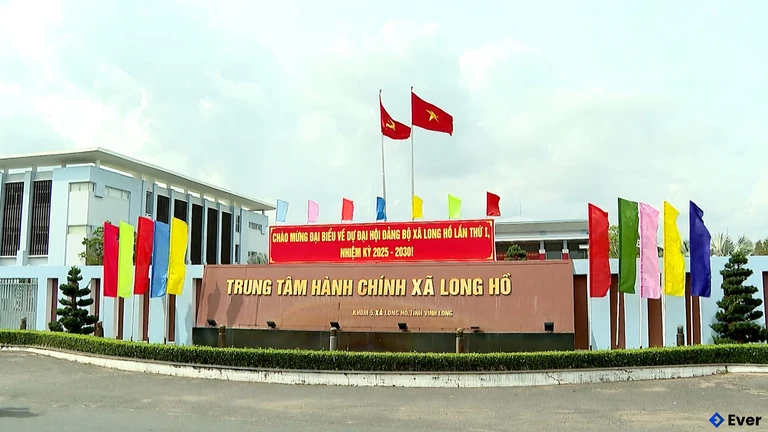 Trụ sở hành chính xã Long Hồ