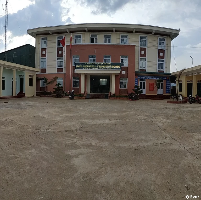 Trụ sở hành chính xã Lóng Phiêng sau sáp nhập